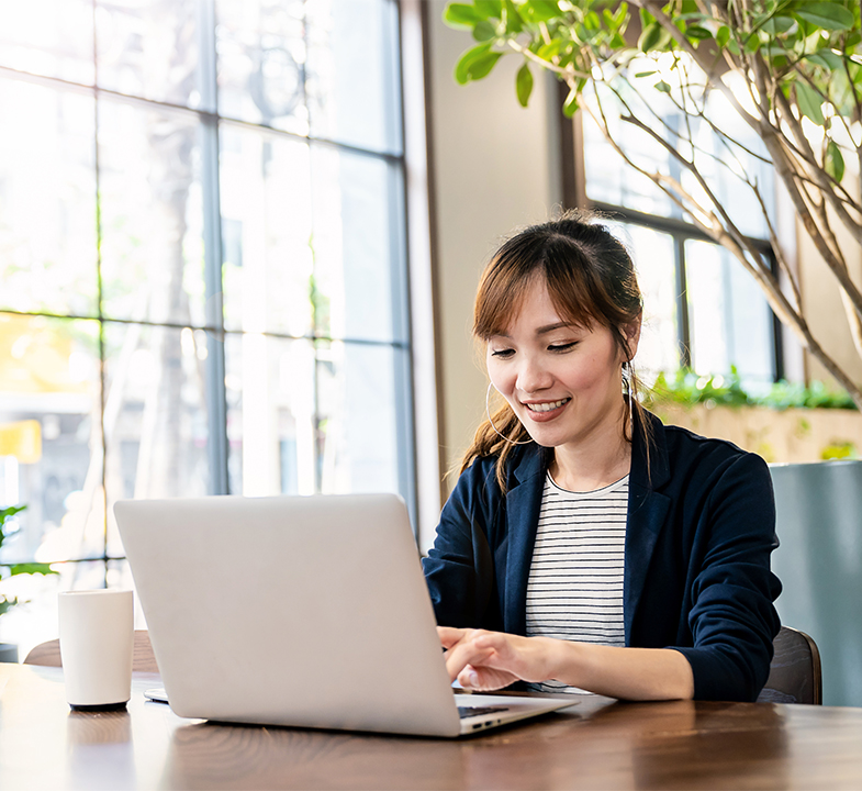 woman on laptop