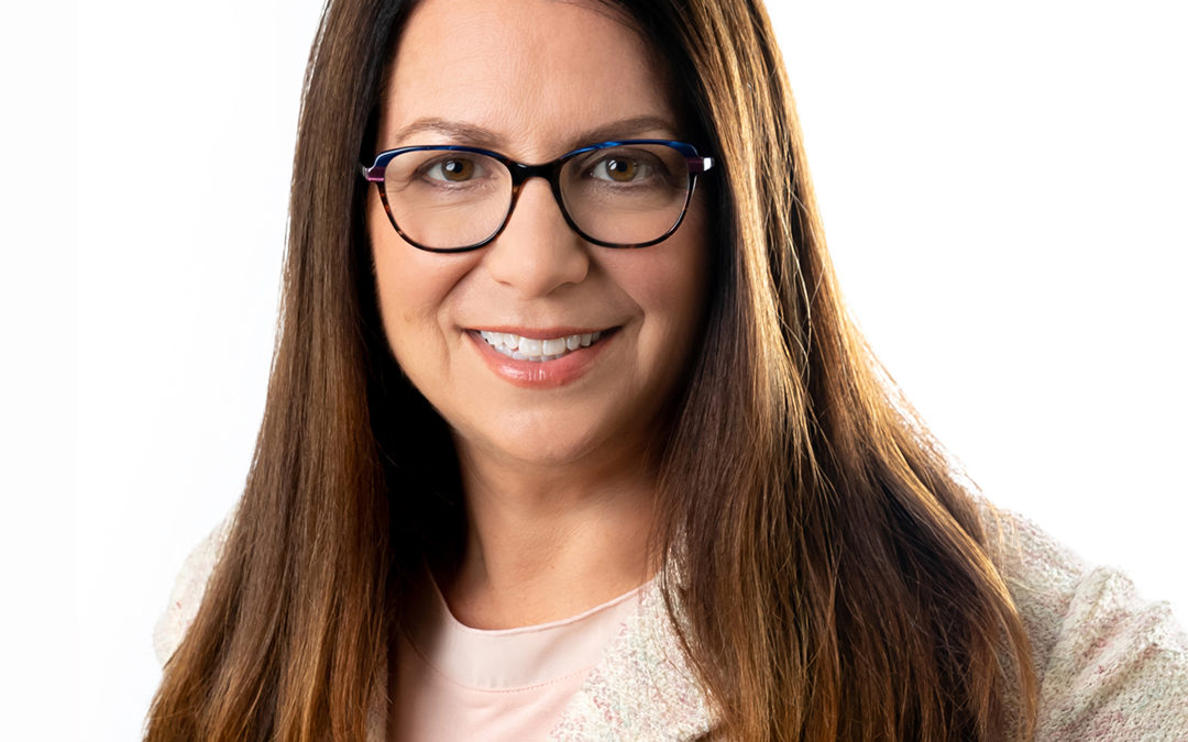 1:1 Executive Leadership Q&A with Julie Williamson, PhD: An Interview With Doug Noll